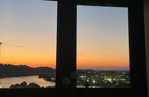 Luxury Apt at the Point Easy Access To and From Downtown 24-7 Parking - Foto 16