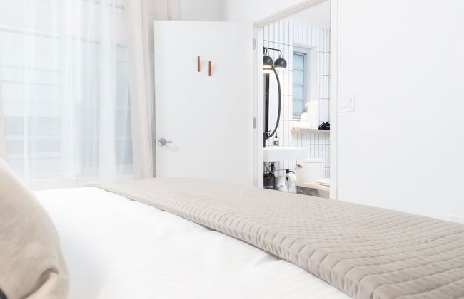 Kasa Collins Park Miami Beach Convention Center - Photo 6