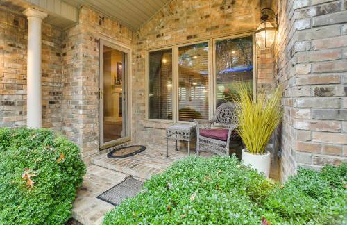 Home in Bella Vista with Deck and Lake Windsor Views! - Foto 42