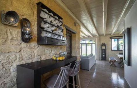 Heraklion Twins House - Private Pool Retreat - Photo 14