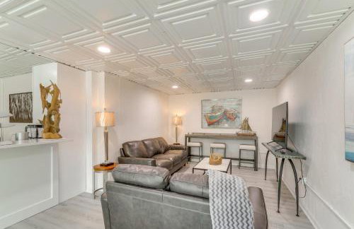 Porch and Game Room! Getaway on Lookout Shoals Lake - Foto 5