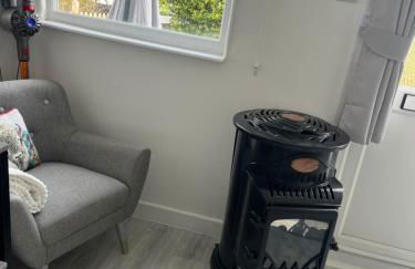 Beachy Vibes and Chill Times 2 bed chalet in Leysdown - Foto 8