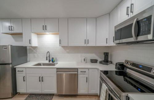 DT DFW Chic Free Parking and Pool In Medical District - Foto 4