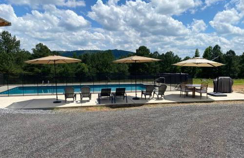 Private Retreat! Pool, Hot Tub, Awesome Views, Washer & Dryer, Wi-Fi, Near Rome, GA - Foto 24