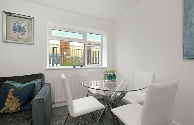 St Martins House Luxury Apts. Ruislip - Photo 42