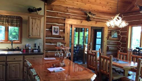 English Lake Escape -Custom Waterfront Log Cabin in Chequamegon National Forest - Foto 3