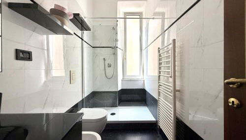 Appartamento per 5 persone su una scalinata storica a 9 minuti a piedi dalla stazione e 12 dal centro - Vista sui tetti della città - Zona collinare residenziale - Foto 5