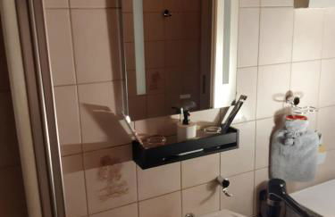 Schalke GelsenkirchenSie wollen Günstig und KomfortabelWir auch für unsere bestenDie Gäste - Foto 15