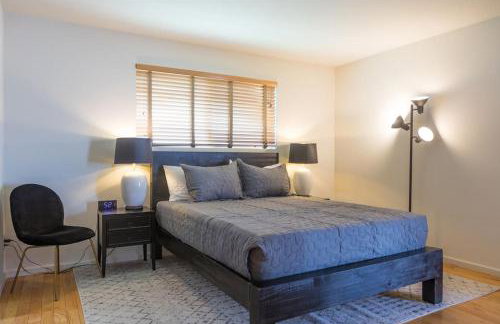 Spacious Arcadia Lite house w pool mtn views - Photo 16