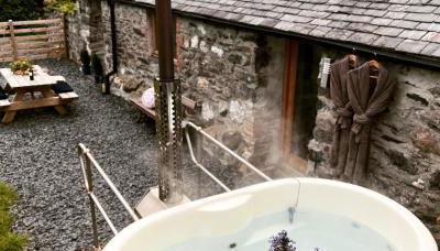 Romantic Snowdonia Cottage with Hot tub, sea & mountain views - Foto 4