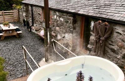 Romantic Snowdonia Cottage with Hot tub, sea & mountain views - Foto 4