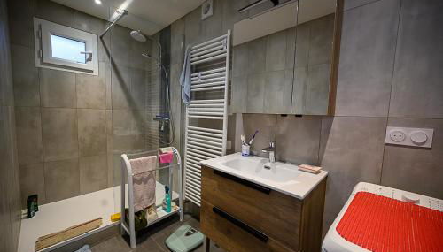 chalet Les Aplanes appt - Foto 2