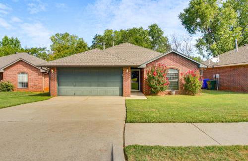 5 Mi to University of Oklahoma Home with Patio! - Photo 28