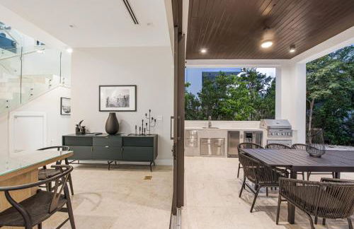 Villa in Coral Gables with Pool Jacuzzi Game Room - Foto 7