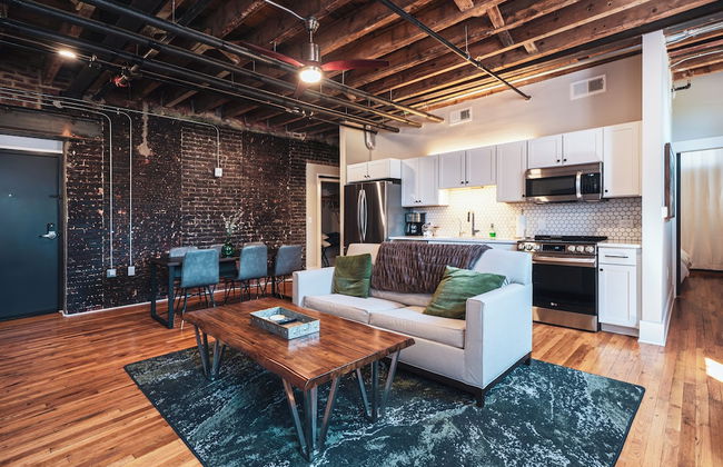 Three Trails Downtown Elkin - Foto 20