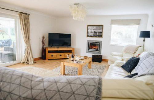 Devon House Hot Tub Sea Views & Family Fun - Foto 6