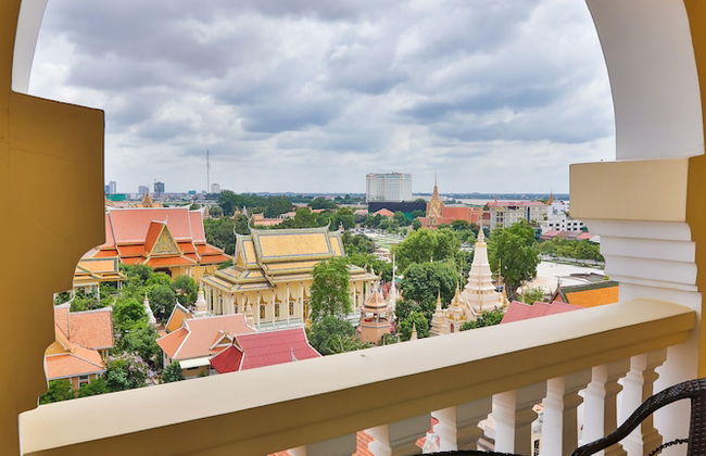 Palace Gate Hotel & Residence by EHM - Photo 27