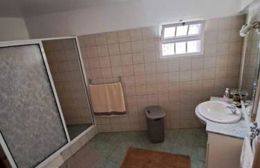 Betty House. - Foto 2