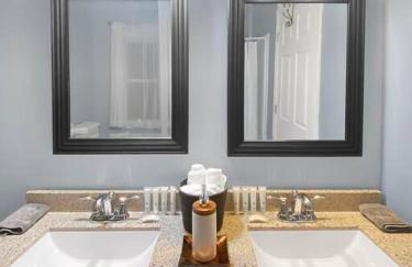 Brookside Cabin with HotTub and FirePit - Foto 12