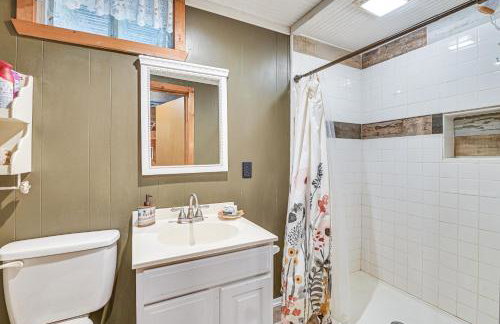 Beautiful and Unique Farmhouse 15 Mi to Saratoga - Foto 20