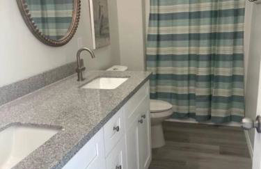 Beachfront Views with 3 bedrooms and 2 bathrooms - Foto 6