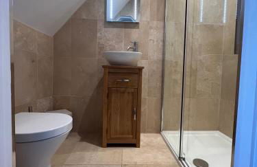 Luxurious 4 bedroom home in the heart of the Cotswolds with Hot Tub! - Foto 22