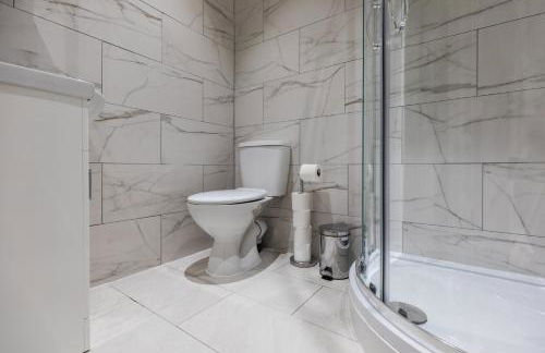 Deluxe studio Apartments - City Airport & Excel Ideal for Long stay - Foto 10