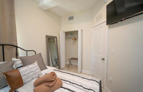 Miami Luxury 5BD Home! Next to Wynwood & Design district - Foto 26