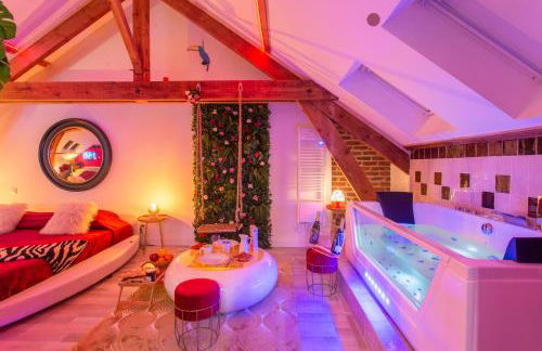 Suite Romantique 45m2-Amiens Centre-SPA & Parking - Foto 5