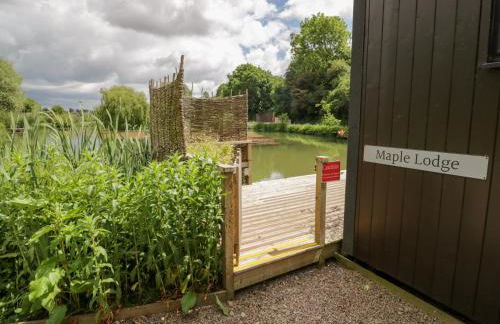 Maple Lodge at Bridge Lake Farm & Fishery - Foto 2