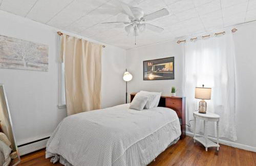 NEW " Fall Season " cozy 2 bed flat with open concept - Foto 6