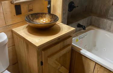 1850s Settlers Cabin at Wethero Ridge - Foto 30