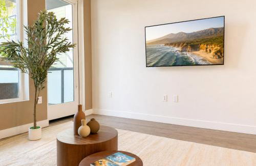Modern Retreat 10 Min from Disneyland With Pool & Gym - Foto 51