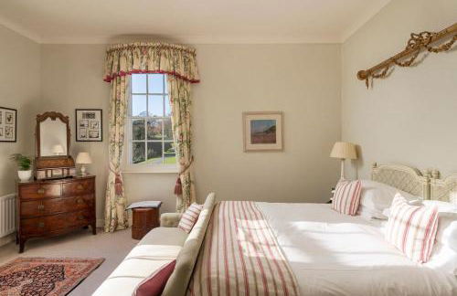 Tamar Castle - Photo 19