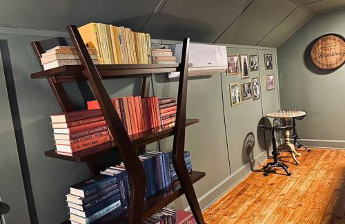 Stylish 3BR with Patio Walk to State Capitol - Foto 41