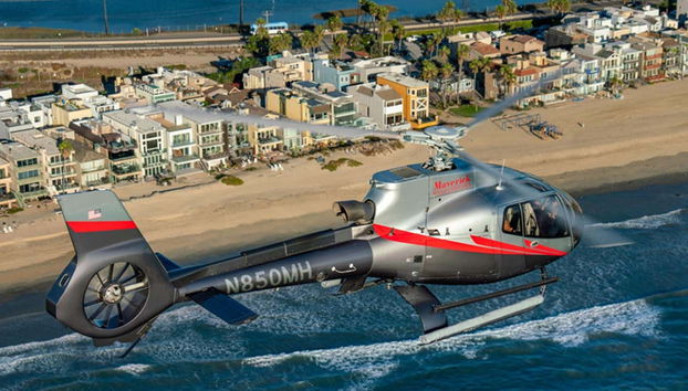 Volando sobre la costa californiana