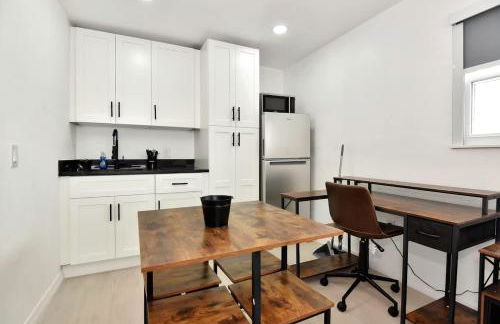 Modern King Suite #12 - Steps to Beach - Foto 5