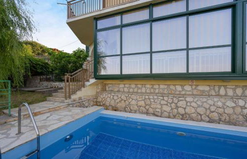 Awesome Home In Mirlovic Polje - Foto 13