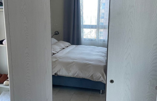 Two Bedroom one Ling Room Apartment - Photo 4