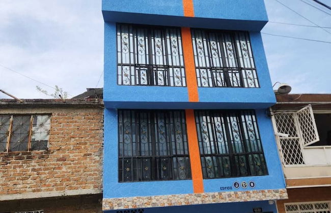 LINDOS APARTAMENTOS CENTRAL JCH RESTREPO - Photo 29