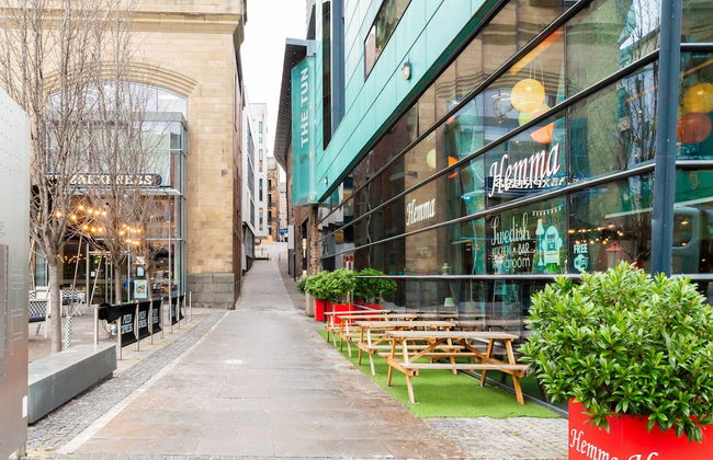 Tony Asga - Coady Apartment - Photo 42