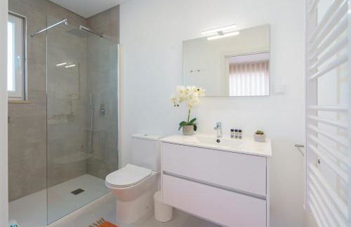 Villa Lola, with jacuzzi and private swimming pool - Photo 22