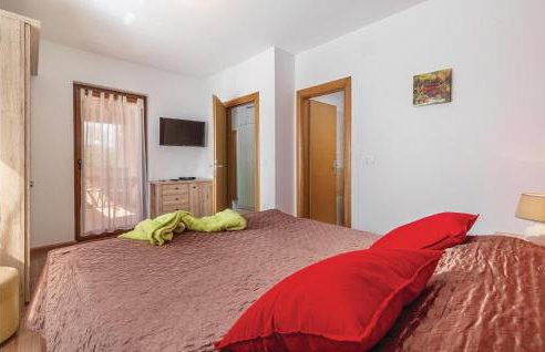 4 Bedroom Beautiful Home In Kunj - Photo 21