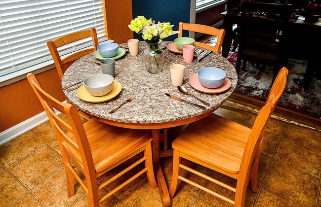 4 - Bed home, w/ Cali King Bed - 12 mins. to DTWN - Photo 29