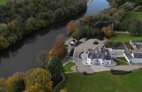 Moore Lodge - Foto 1