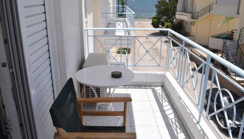 Miloi Rooms and Apartments - Foto 2