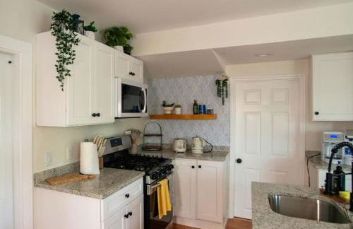 Lakeview Getaway with Hot Tub - Foto 32