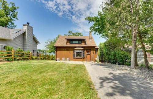 Waterfront Fox Lake Vacation Rental with Fire Pit! - Foto 36