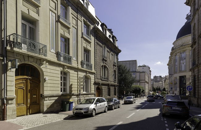 Hôtel Préfecture - Entrée autonome, réception en ligne - Encore Mieux - Foto 38