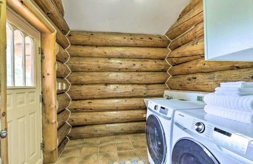 Mountain Retreat w/ Deck: Ski, Soak, Golf & Hike! - Foto 30
